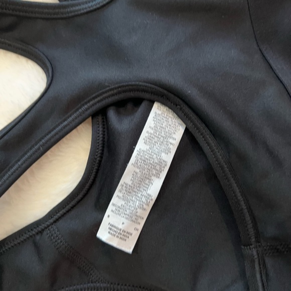 Nike pro Dri-Fit sports bra - Picture 5 of 6